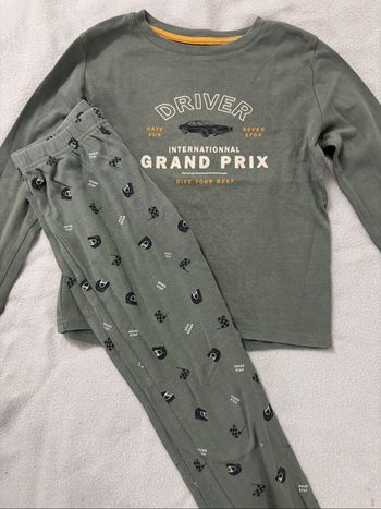 Pyjama taille 8 ans