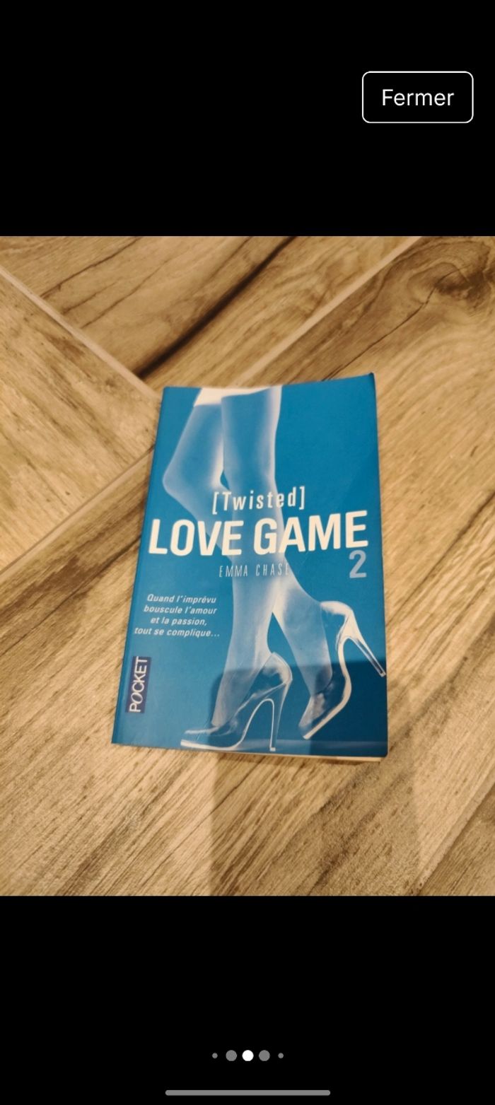 Trilogie love game 
Tome 1 trangled
Tome 2 twisted 
Tome 3 tamed
Auteur Emma Chase - photo numéro 4