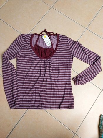 Tee shirt manches longues neuf