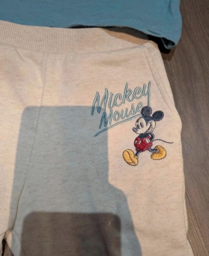 Magnifique ensemble Disney 12-18 mois garçon - photo numéro 4