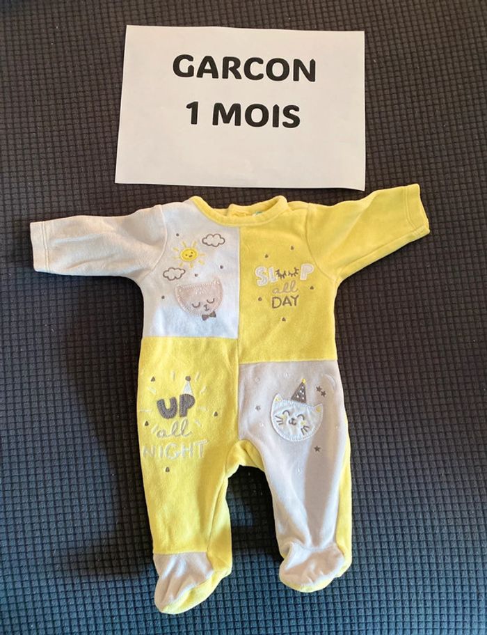 Pyjama 1 mois - photo numéro 3