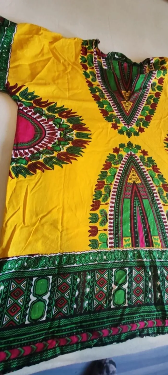 Haut jaune - photo numéro 2