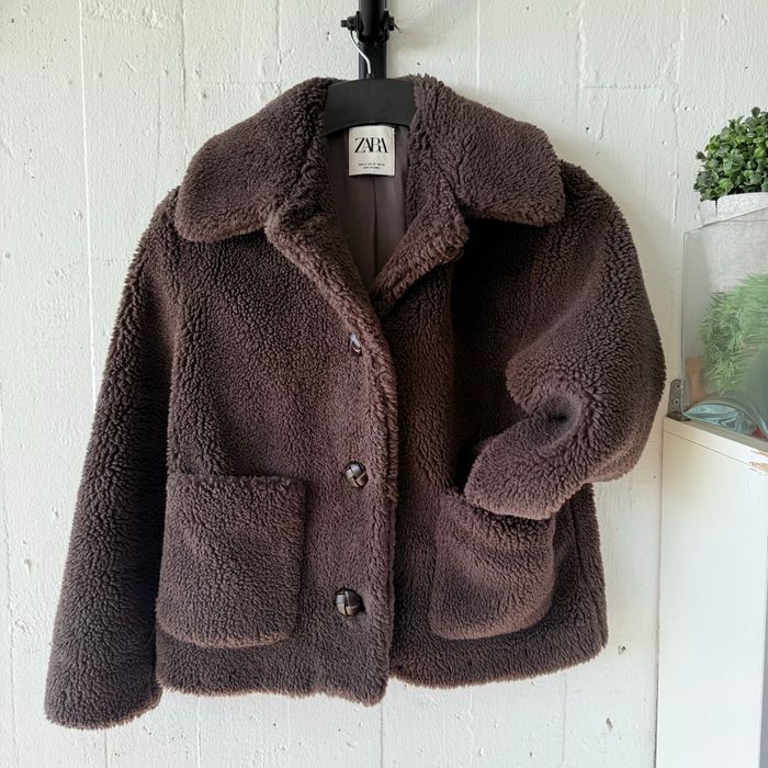 Veste manteau fausse fourrure Zara taille XS