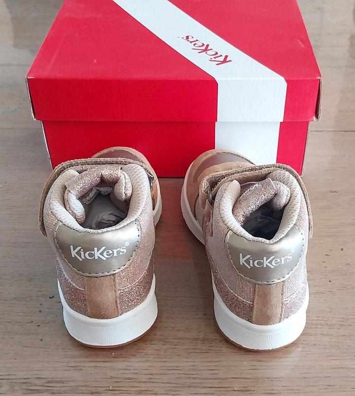 Baskets fille kickers pointure 24 neuves - photo numéro 5
