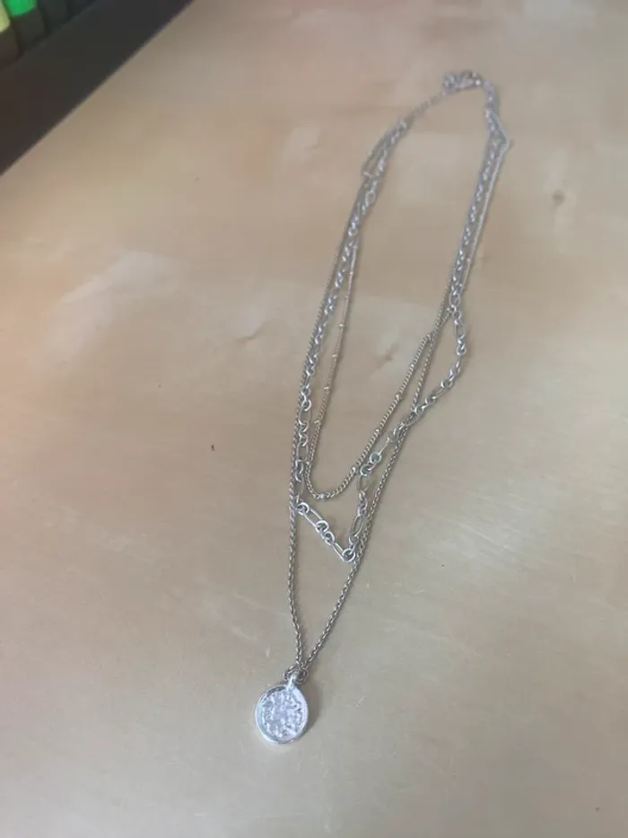 collier argenté 3 rangs h&m - photo numéro 2