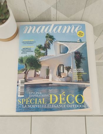 Magazine " Madame Figaro "