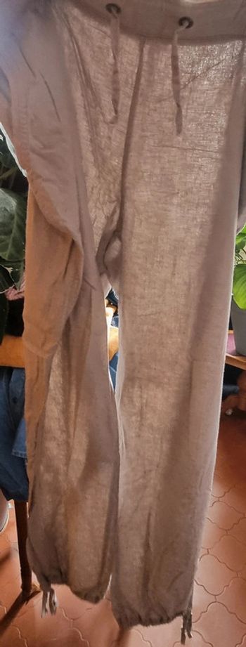 Pantalon lin bon prix 52 beige noué aux chevilles