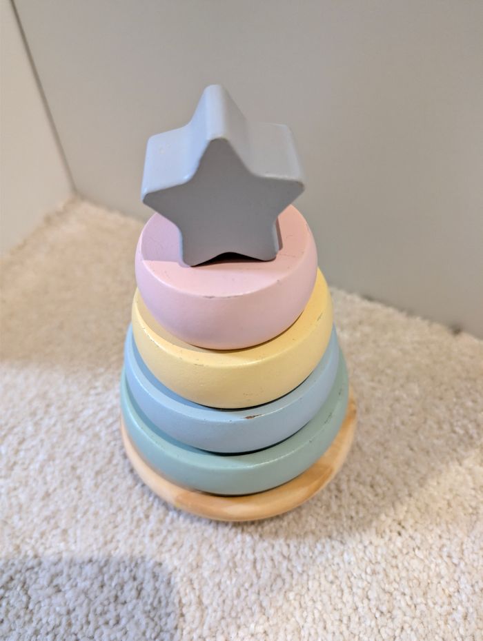 Tour empillable en bois