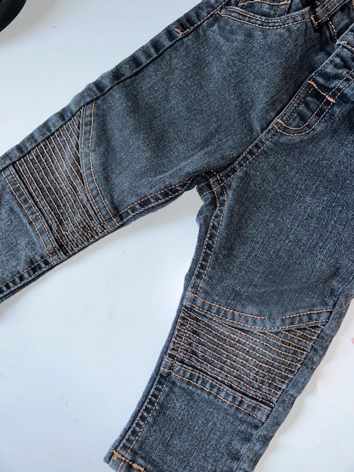 Jean 12 mois - photo numéro 2