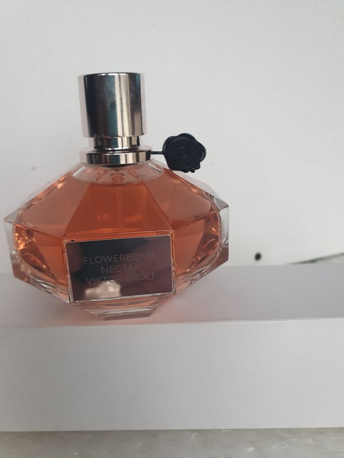 Flowerbomb nectar