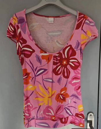 Haut Camaïeu fleuri rose/ rouge- Taille S