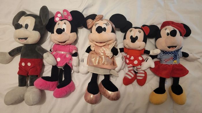 Peluches Disney en lots ou à l'unité - photo numéro 3