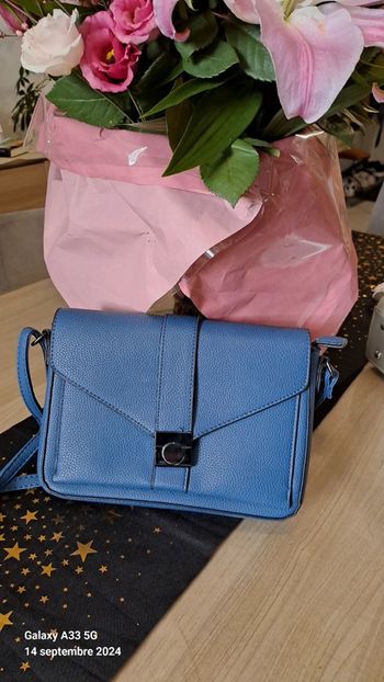 Sac mango neuf sans étiquette