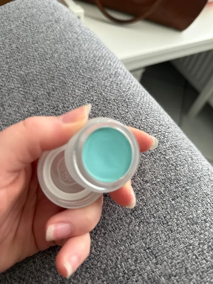 Ombre à paupière crème lumière douce - photo numéro 3