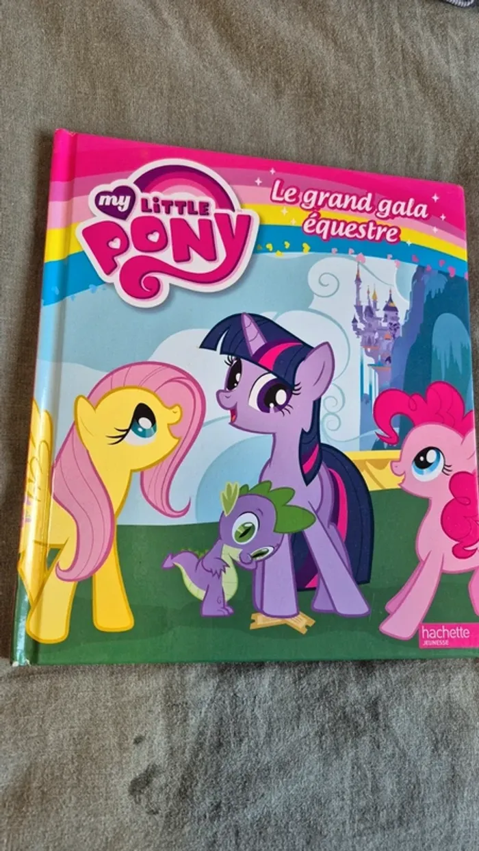 Livre my little poney