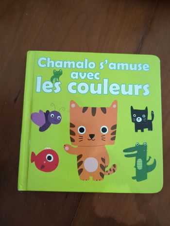 Livre enfant chamalo s'amuse avec les couleurs 