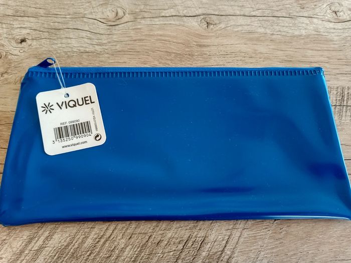 Trousse plastique viquel au choix bleu rose
