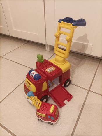 Camion de pompiers VTech