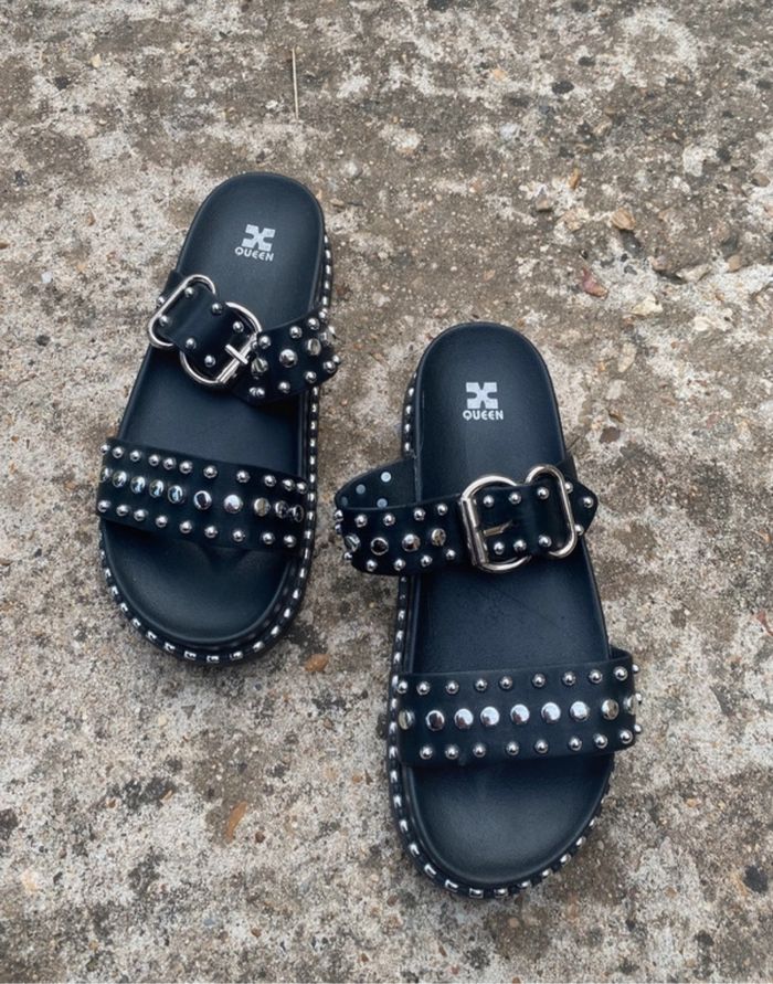Claquettes/Sandales  noires