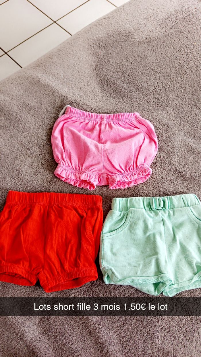 Lot shorts bébé