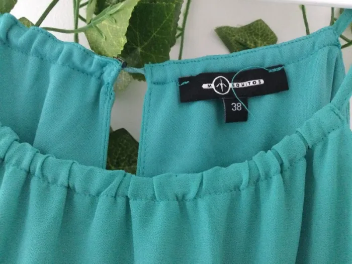 Robe verte neuve taille 38 - photo numéro 4