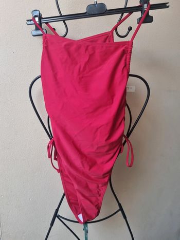 Maillot de bain rouge 1 pièce