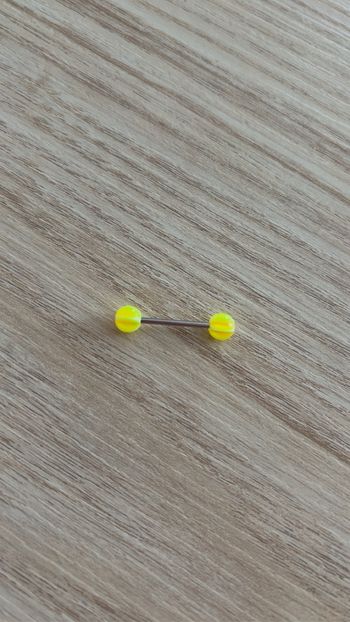 Piercing à la langue en acier inoxydable