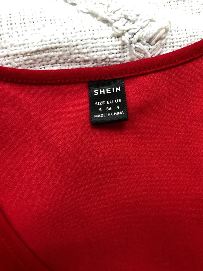 T-shirt rouge taille 36 - photo numéro 2