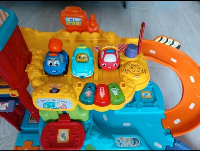 Maxi garage éducatif Tut Tut Bolides - Vtech - TBE - photo numéro 2