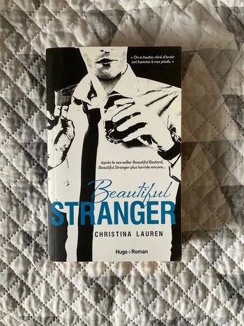 #beautiful stranger Christina Lauren