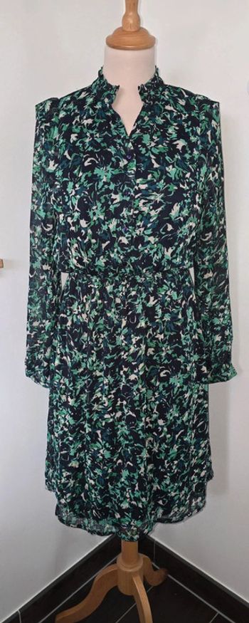 Robe Taille 36 motifs feuilles