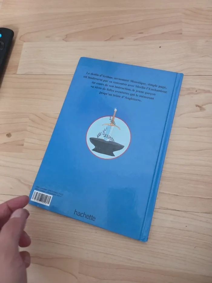 Livre disney merlin l'enchanteur - photo numéro 2