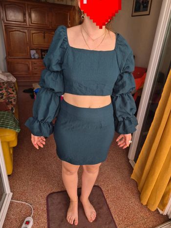 Ensemble uni bleu roi