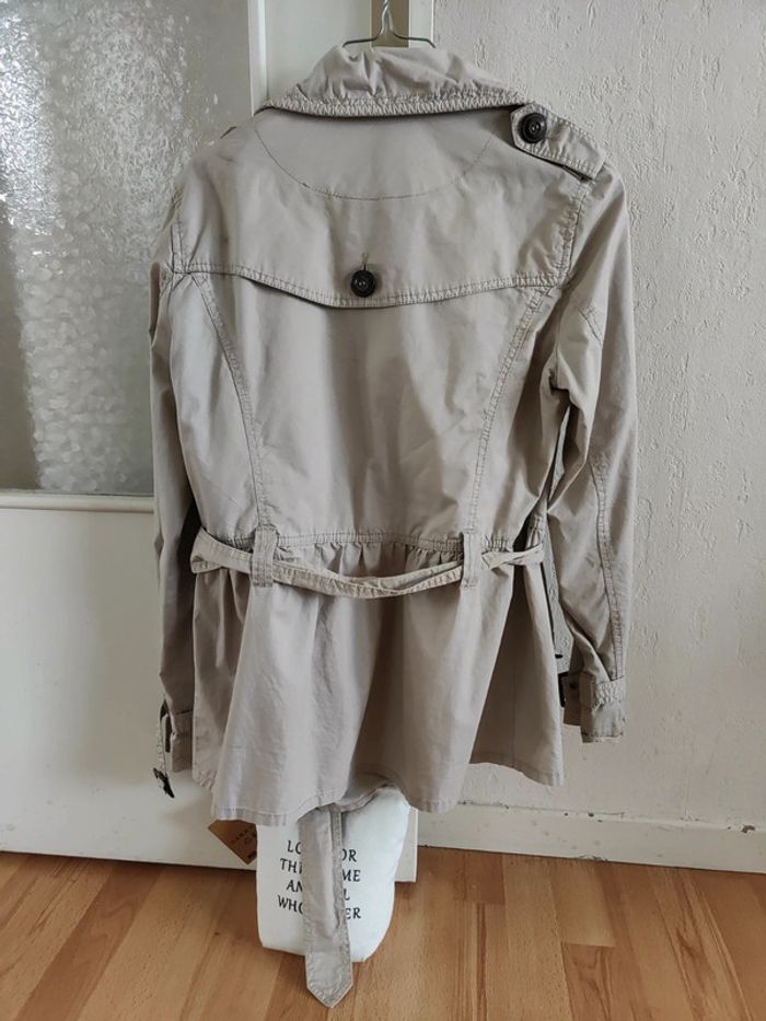 Joli trench beige C&A taille M - photo numéro 11
