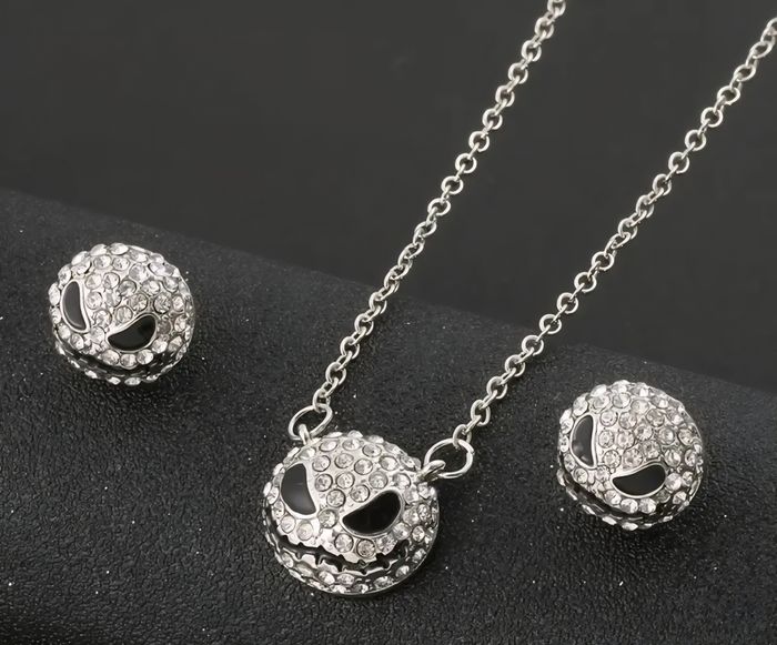 Bijoux collier et boucles d'oreilles - photo numéro 2