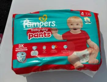 Couche Pampers baby dry taille 4