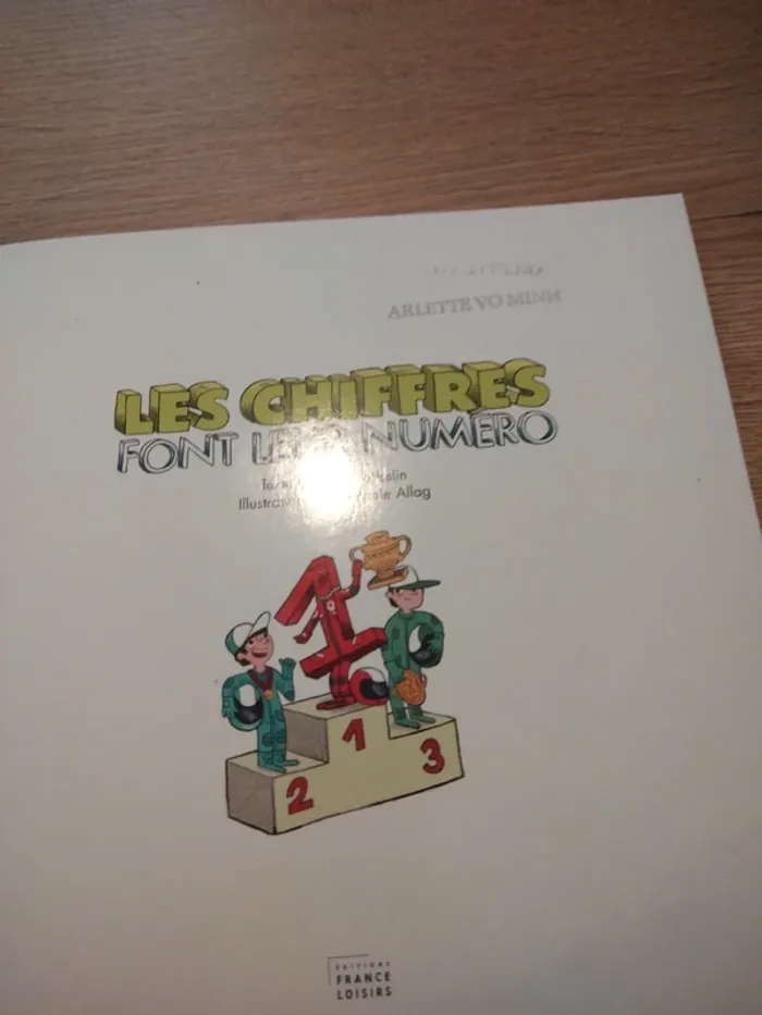 Livre interactif sur les chiffres. - photo numéro 2