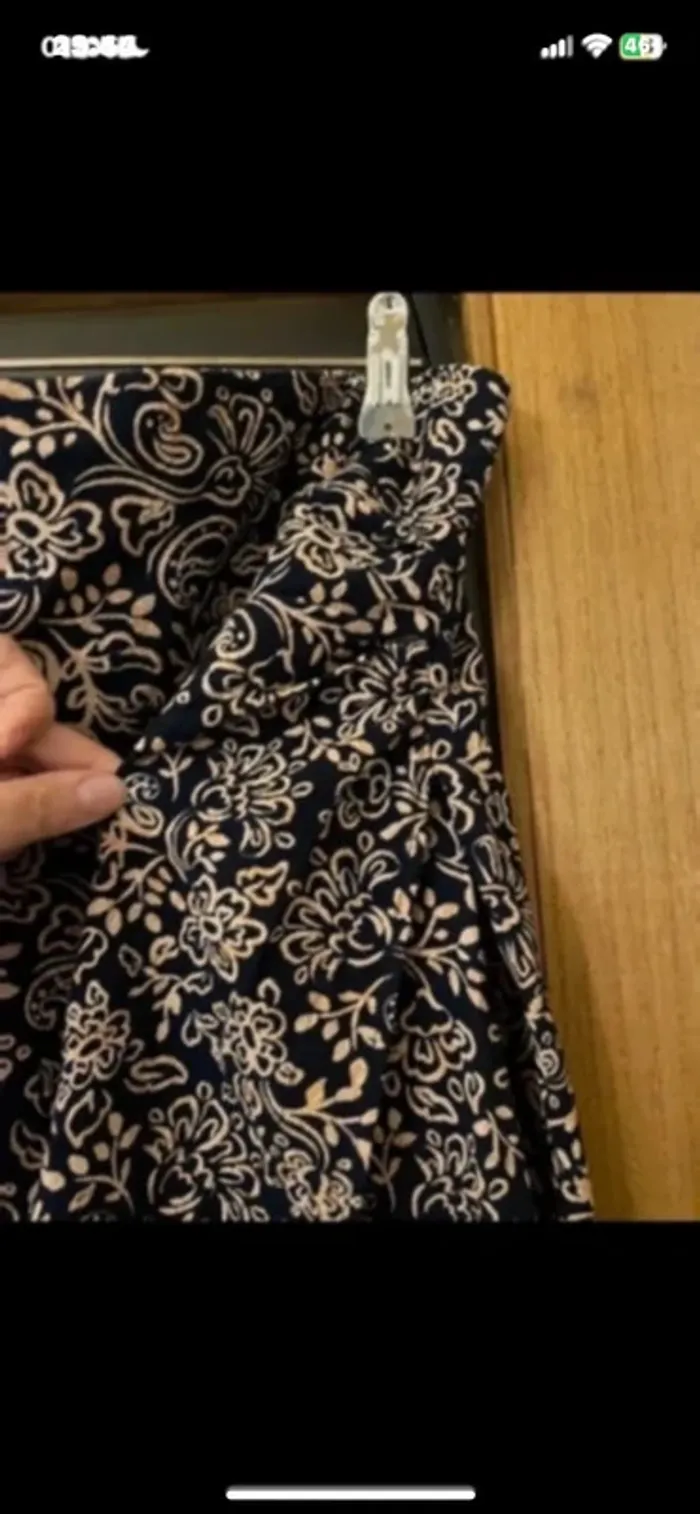 Belle jupe ouverte hanche drapé collection 2025. - photo numéro 3