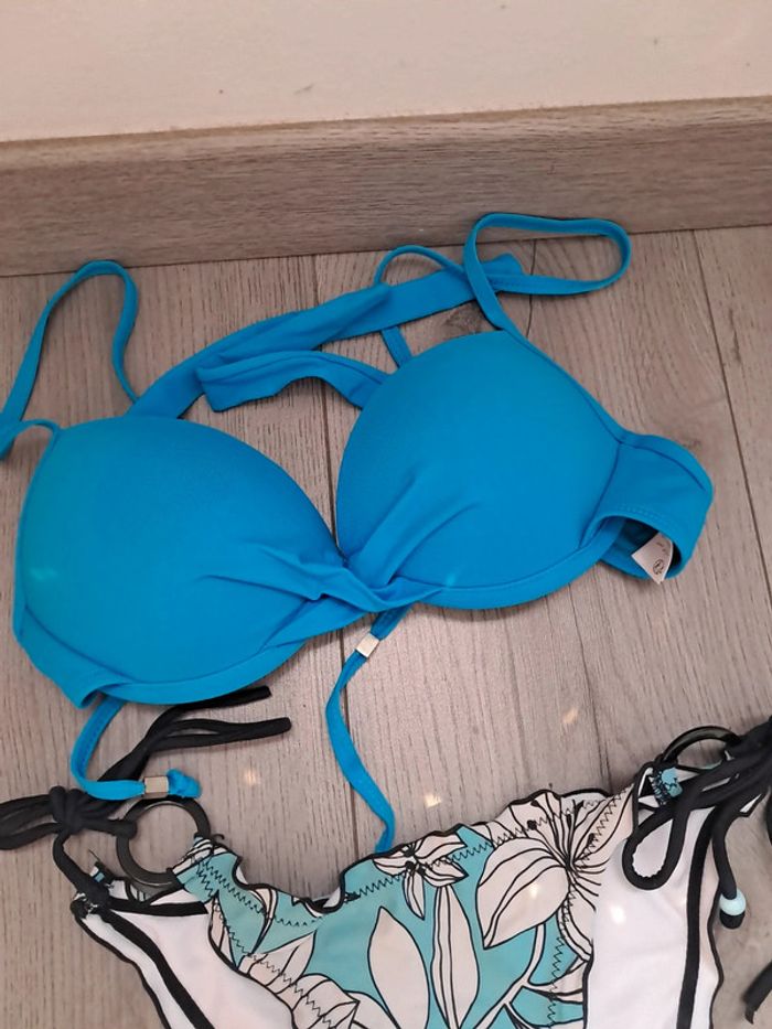 Maillot de bain bleu fleuri - photo numéro 3