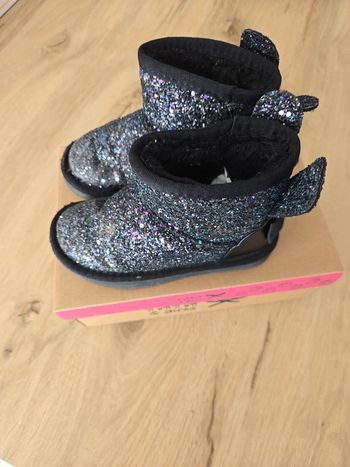 Bottines fourrées taille 26