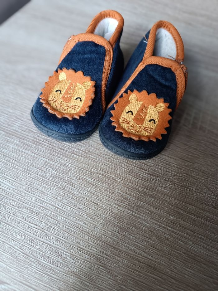 Chaussons bébé 18 - photo numéro 2