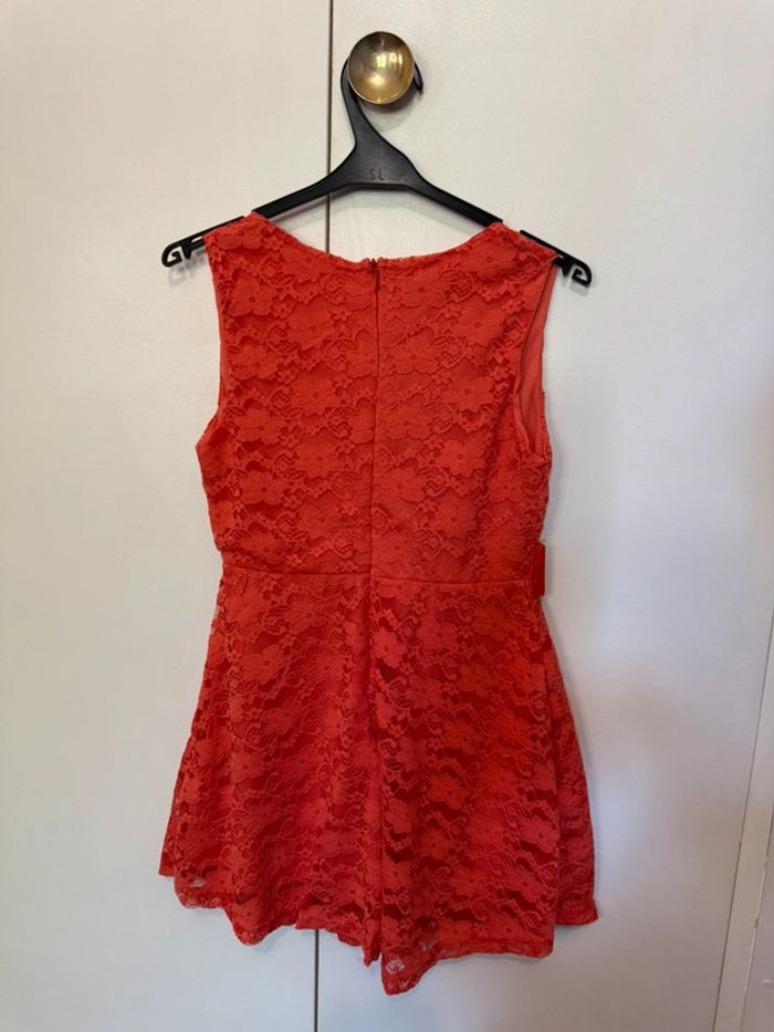 Robe en dentelle corail - photo numéro 5