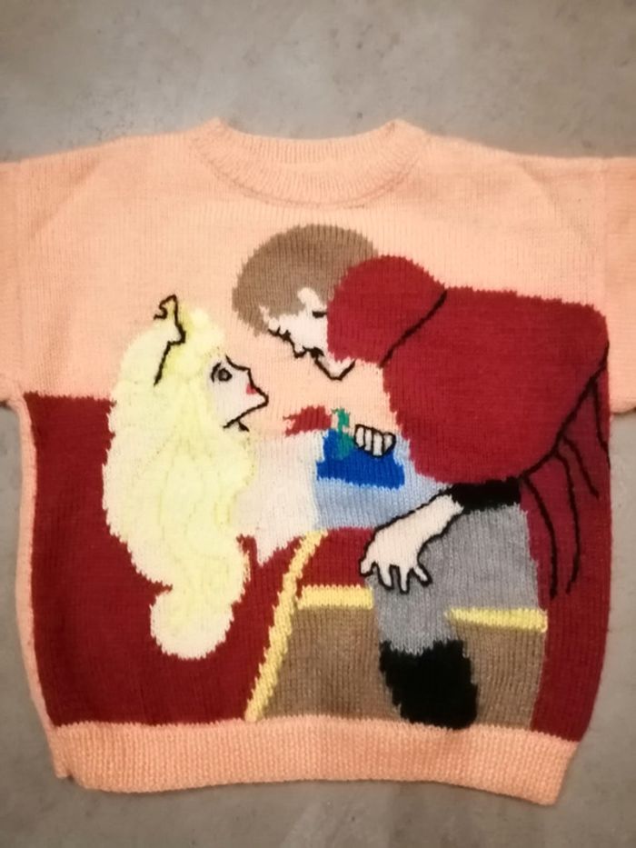 Pull tricoté main 6/10 ans - photo numéro 2