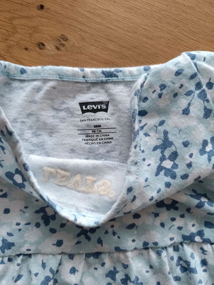 Robe Levis 36mois - photo numéro 2