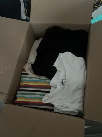 Lot taille S femme friperie revendeur