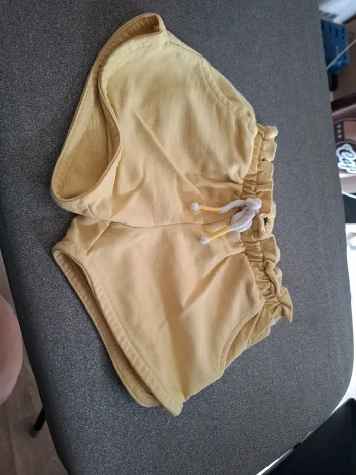 Lots 10 shorts 4 ans - photo numéro 5