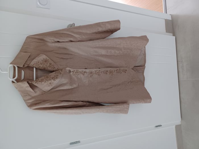 IMPERMEABLE