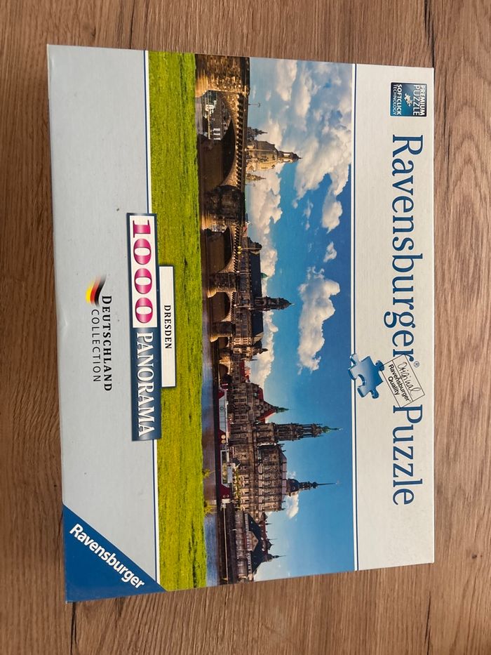 Puzzle 1000 pièces.