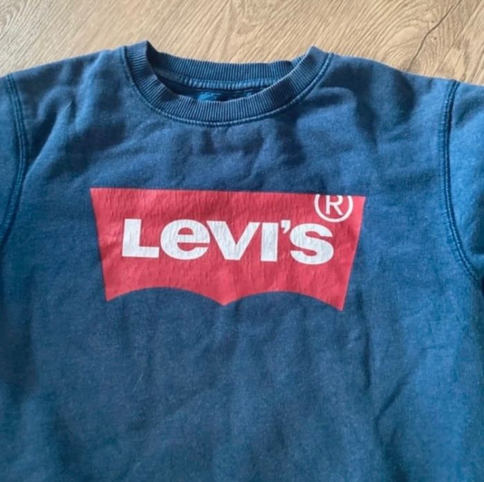 Pull Levi’s bleu marine et rouge - photo numéro 4