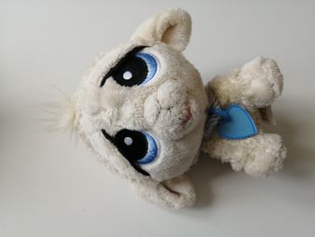 peluche mouton